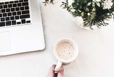 4场3红引爆更衣室！切尔西诡异魔咒持续蔓延，主帅1举动激怒全队